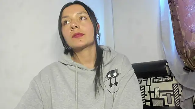 Nathaly love96 online show from July 15, 10:36 pm