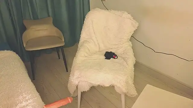 AudreyMell online show from March 28, 2:49 pm