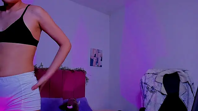 Charlee pink online show from October 26, 2:07 am