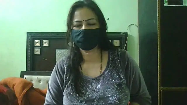 couplesuni online show from February 18, 3:49 am