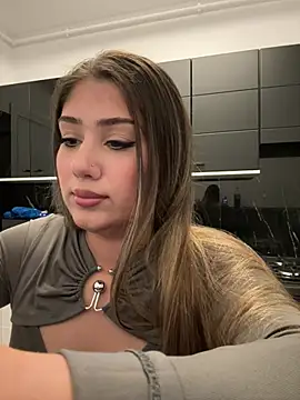 VivianaLexy online show from July 7, 6:43 pm