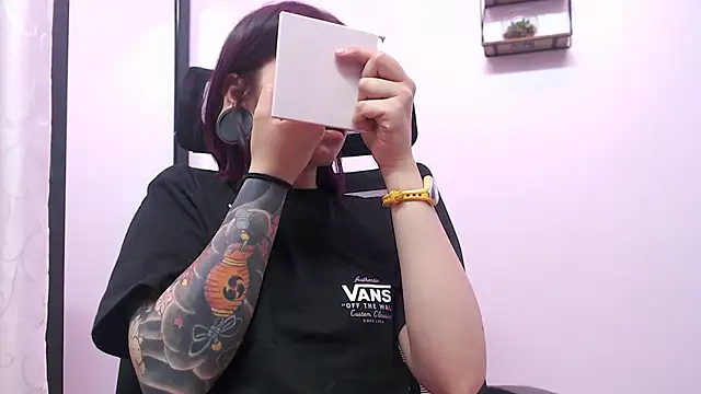 HORNET  online show from September 11, 4:24 am