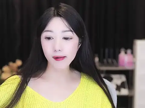 Nuyoah-77 online show from October 9, 4:55 pm