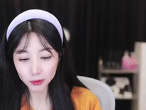 Nuyoah-77 online show from October 16, 5:59 pm