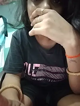 Hotty-Divya online show from July 3, 3:34 am