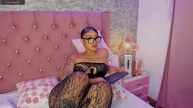 Mia Jansen online show from December 4, 9:26 pm