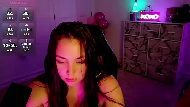 sweetsariaah online show from January 9, 12:15 am