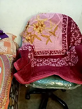 Sony-Model online show from January 16, 5:25 am