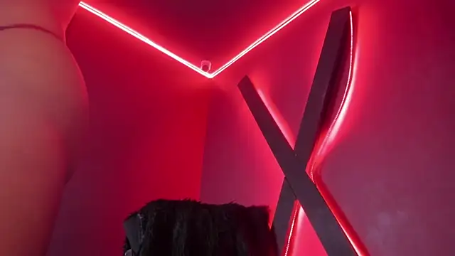 zoe roux21 online show from October 24, 7:04 am