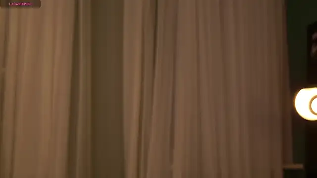 SunnyRisha online show from November 16, 5:31 am