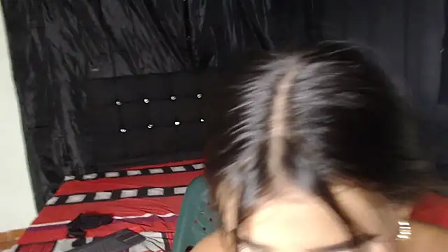 caroline steven05 online show from November 18, 5:41 am