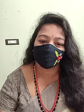 neelu-hoty online show from October 10, 11:26 am