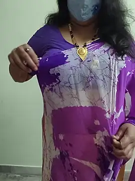 neelu-hoty online show from September 19, 4:06 pm