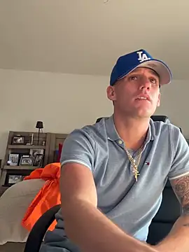 PeytonJohnn online show from November 3, 5:06 pm