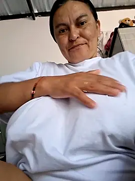 Horny-Mommy-Dirty online show from April 11, 2:21 pm