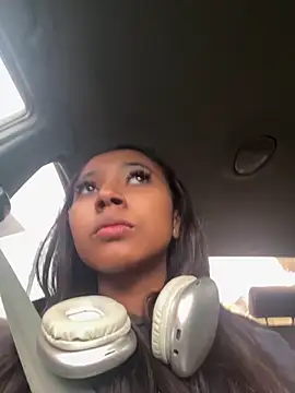 GabrielaLugo online show from December 14, 12:00 pm