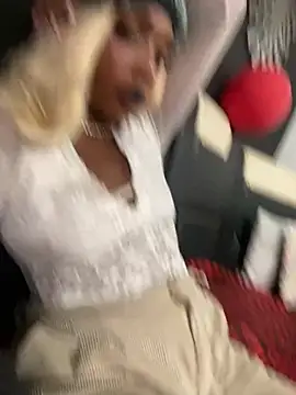 TIFFANYYSTAR online show from October 29, 2:31 pm