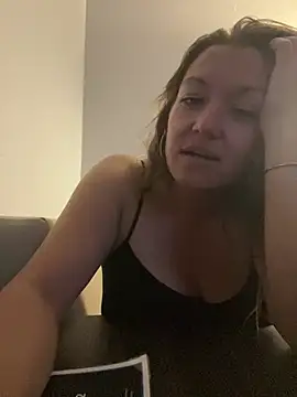SummerV91 online show from June 25, 6:18 am