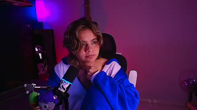 marlena3312 online show from March 27, 1:45 pm