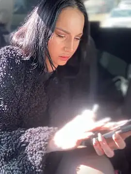 Roxana-Sexy online show from February 19, 6:35 am