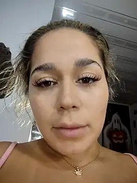 LaurenWelly  online show from November 8, 9:31 pm