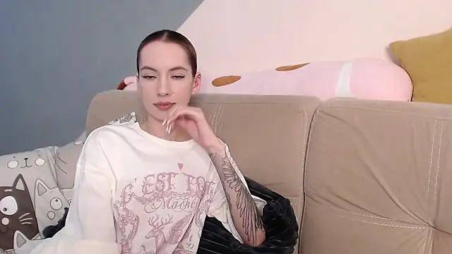 AmbrielHailey online show from January 17, 9:39 am