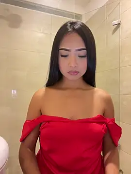 SOPHIACANDY19  online show from February 15, 12:35 am