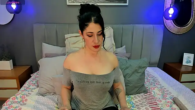 Vero wayne online show from October 14, 5:04 pm