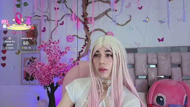 DaripQueen online show from March 25, 2:20 pm