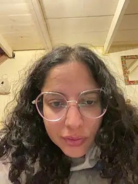 babyluna939 online show from October 10, 5:45 am