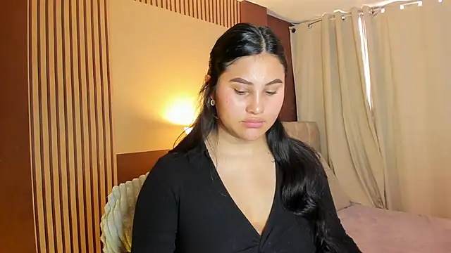 Little Ivy online show from April 20, 7:06 pm