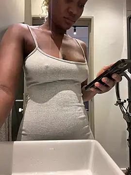 Poison Belladonna online show from March 27, 2:07 pm