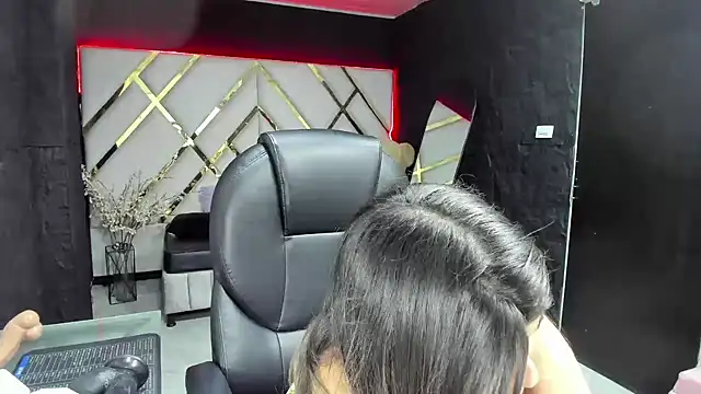 NahomiConnor  online show from March 27, 8:37 am