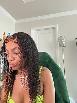 butterflybootyy online show from April 21, 2:57 pm