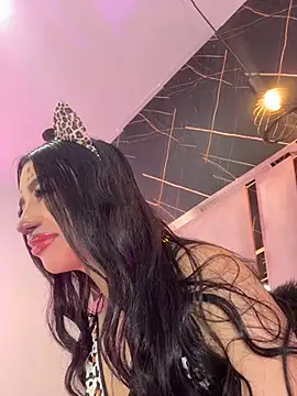 Snapshot of Miia77_ chatting on October 30, 2:47 am Miia77  online show from October 30, 2:47 am