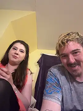 nebulasaturn11111 online show from February 17, 4:23 am