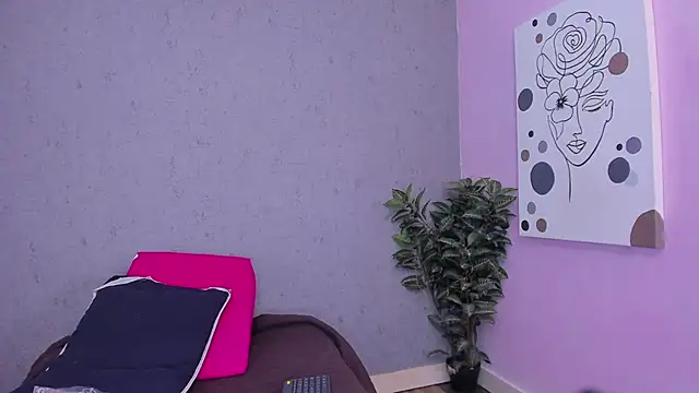 Tiffany mendez online show from February 18, 12:26 pm