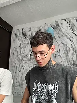 Saturno v online show from March 15, 9:28 pm