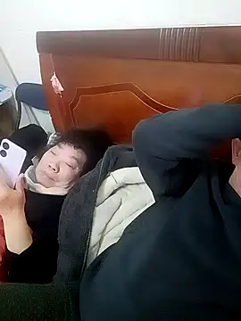 yjw6688 online show from March 16, 5:44 am