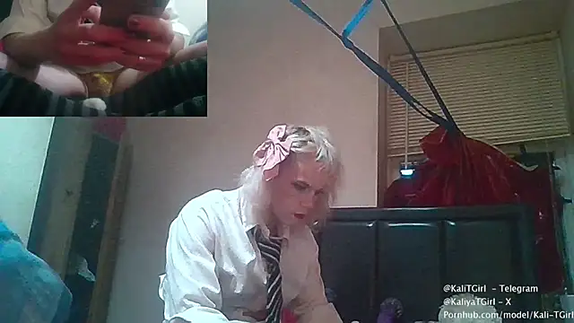 KaliTs online show from November 18, 9:38 pm