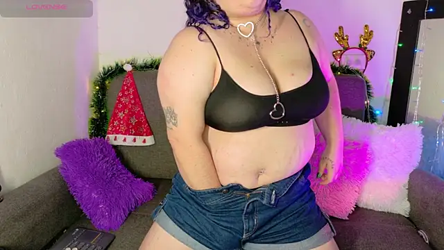 lunitaa0 online show from November 23, 3:53 am