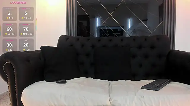 VickyJohnson1 online show from January 13, 8:57 pm