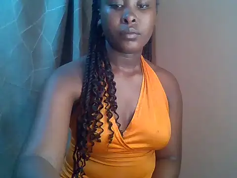 Moonfades online show from October 30, 12:28 pm