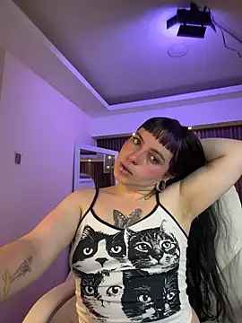 Lucy Smith2 online show from February 19, 4:01 am