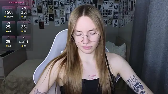 littlevildevil online show from February 24, 11:20 am