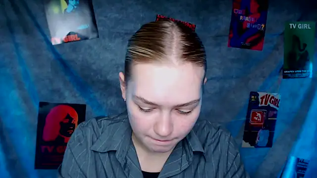 MademoiselleCl online show from October 27, 7:15 am