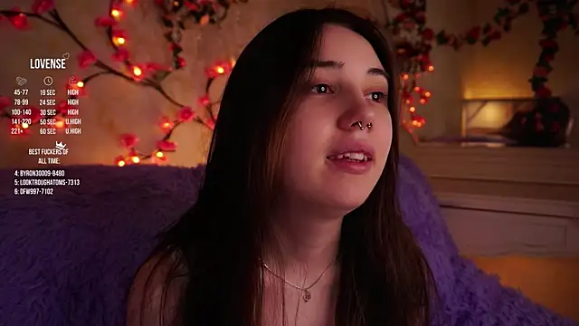 GillianDowdey online show from November 20, 2:45 am