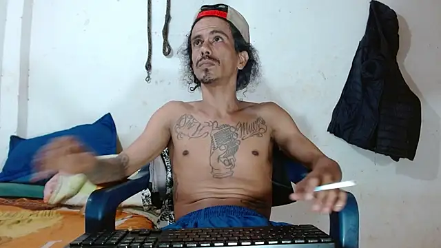 damian bottom bigcock online show from May 24, 6:51 pm