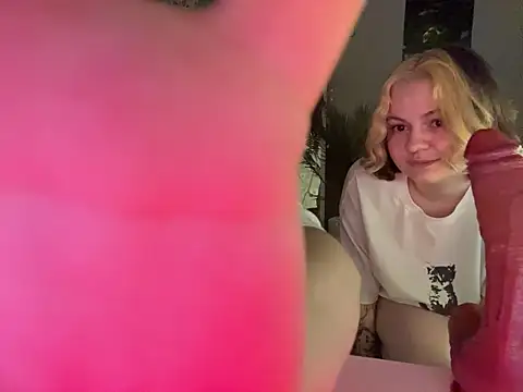 DeepthroatTV online show from February 18, 8:30 pm