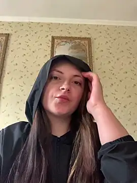 fairy365 online show from April 21, 2:24 pm